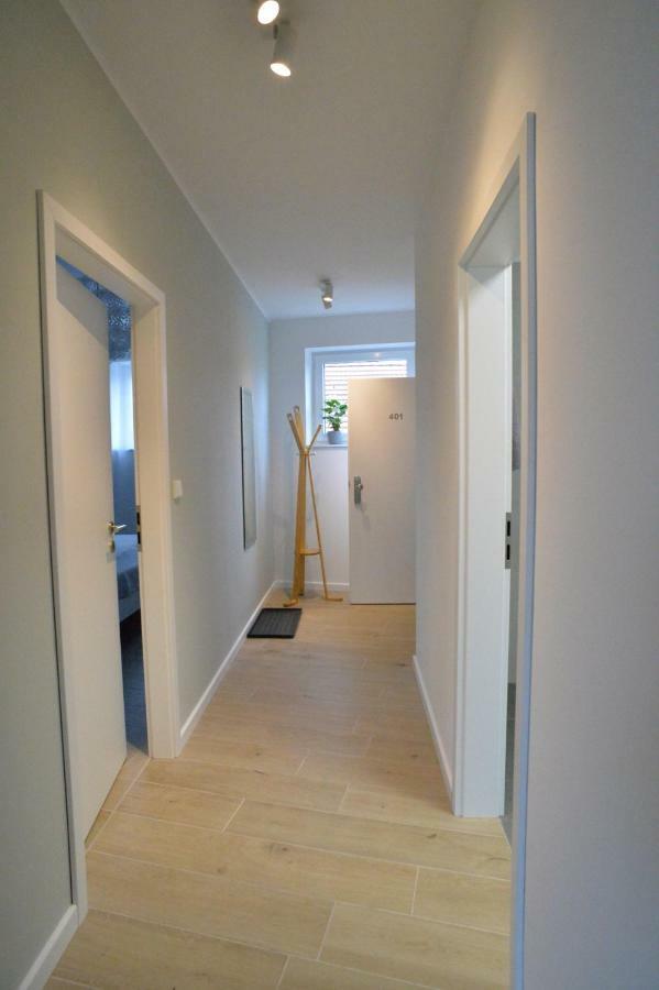 Grey House Apartments โกรสบีเรน ภายนอก รูปภาพ