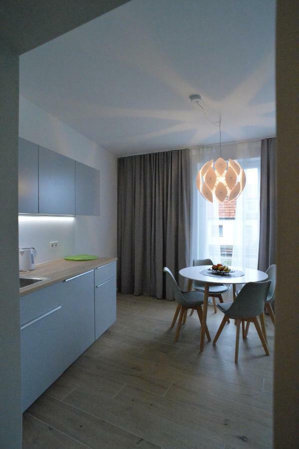 Grey House Apartments โกรสบีเรน ภายนอก รูปภาพ